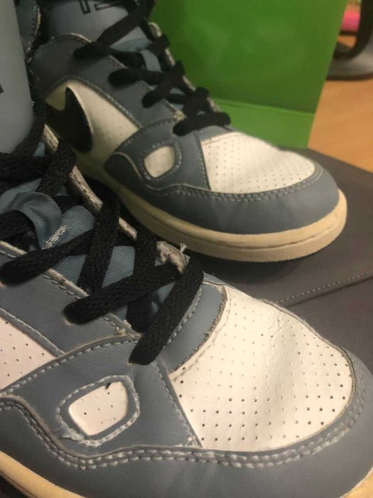 продам дитячі кроссівки NIKE