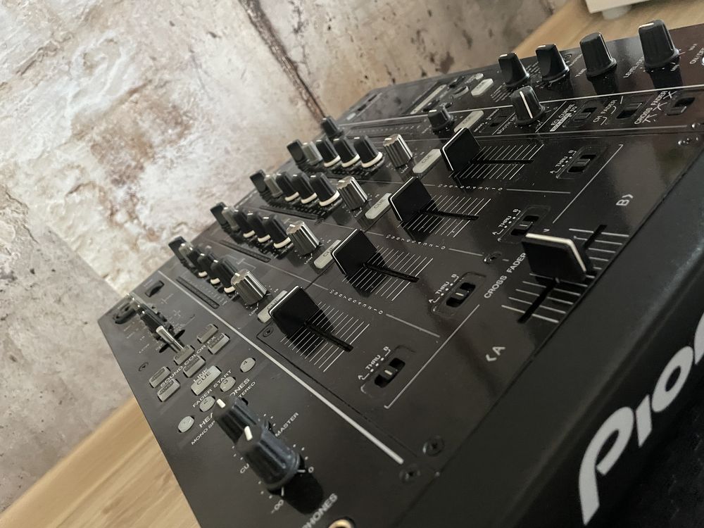 Pioneer DjM900 Nexus ( Case Gratis )