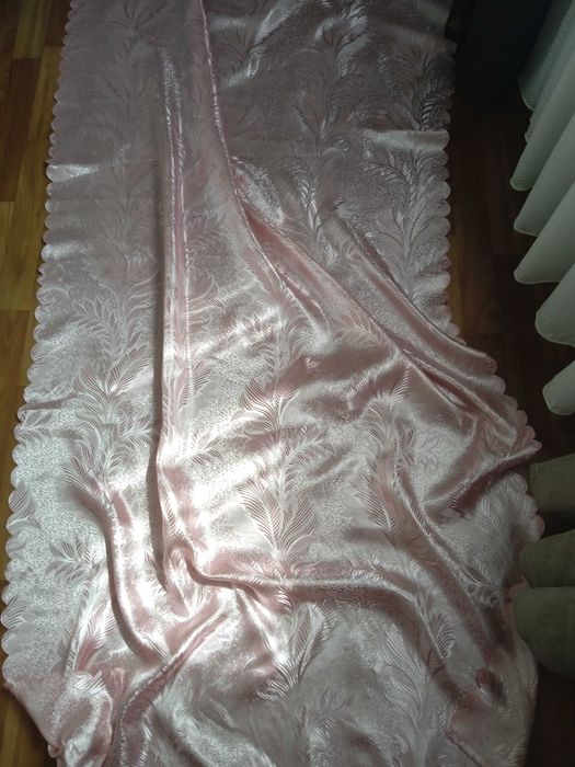 Штори розмір 100 на 230 стан нових