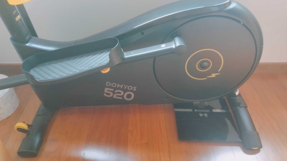 elíptica Domyos 520 - autoalimentada