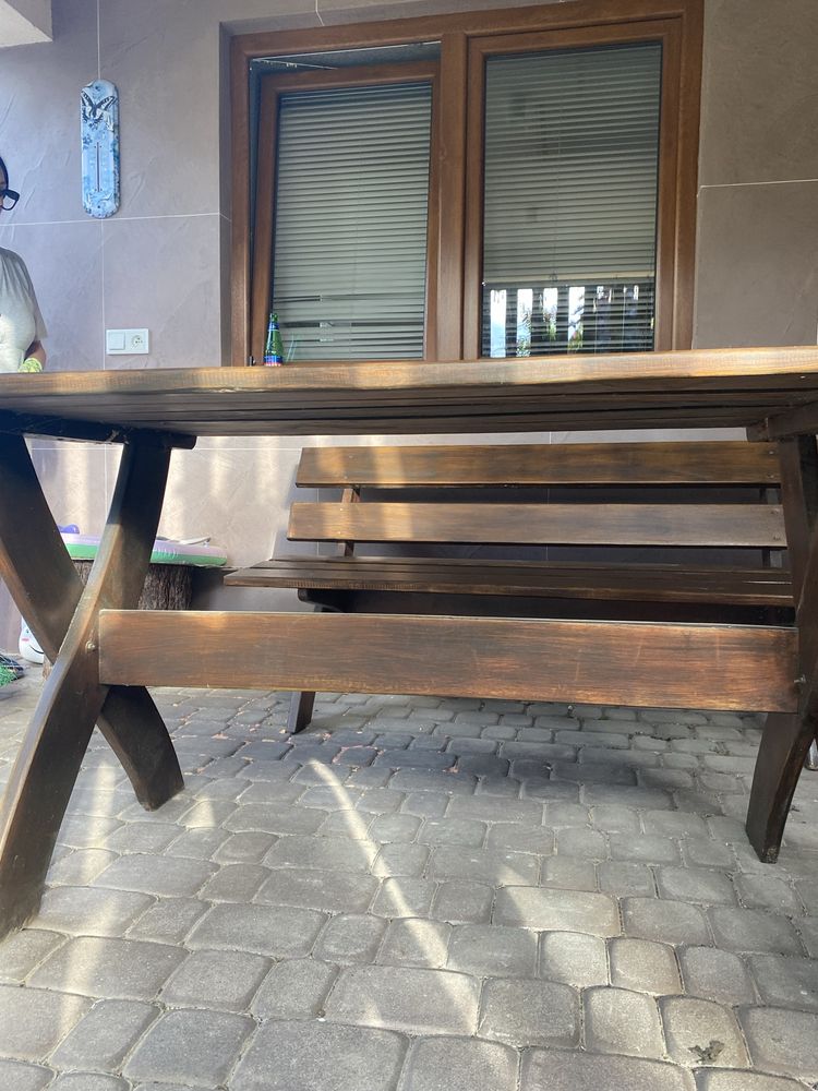 Sprzedam drewniany stol wraz z drewniana lawka