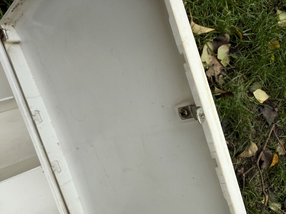 Szafka wisząca łazienkowa PRL vintage biała solidny plastik