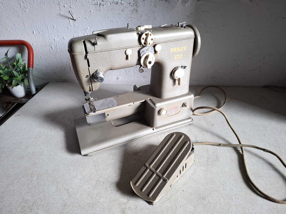 PFAFF 332 Stara Maszyna do szycia Oryginalna