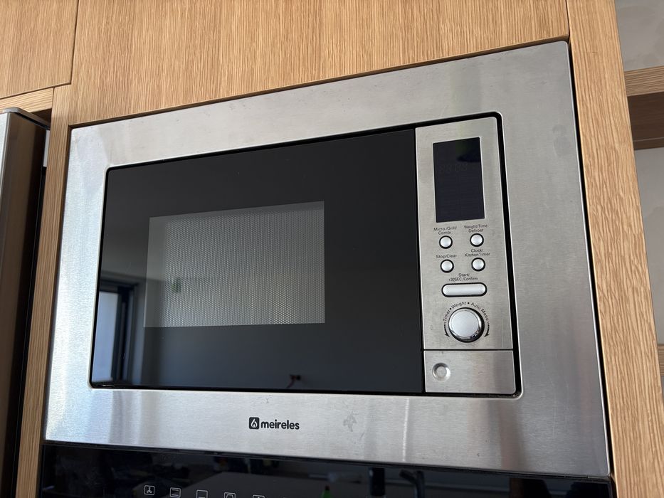 Microondas encastre Meireles