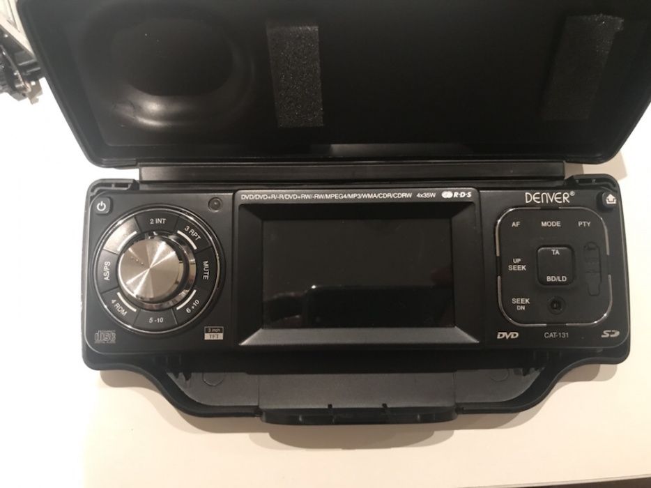 Auto radio Denver