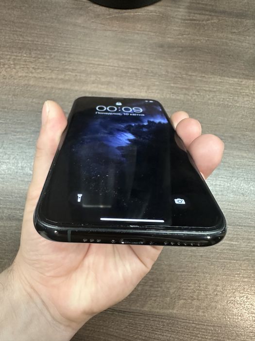 б/у iPhone 11 Pro 64GB (Midnight Green) 250$