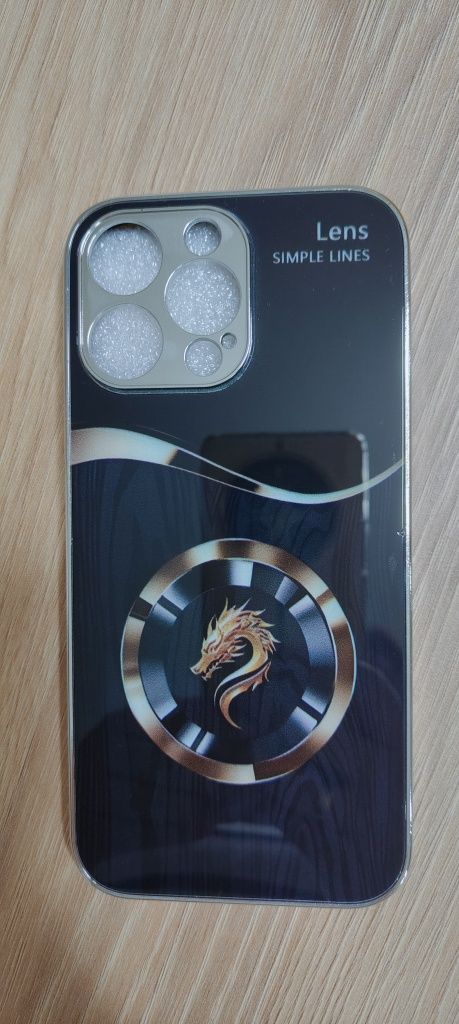 Etui iPhone 16 pro max nowe z połyskiem smok
