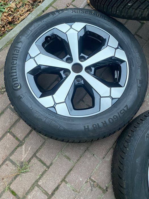 Диски/колеса оригінал Reno Daster 5/114.3 r18