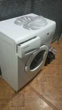 Продам на запчасти стиральную машину автомат Самсунг