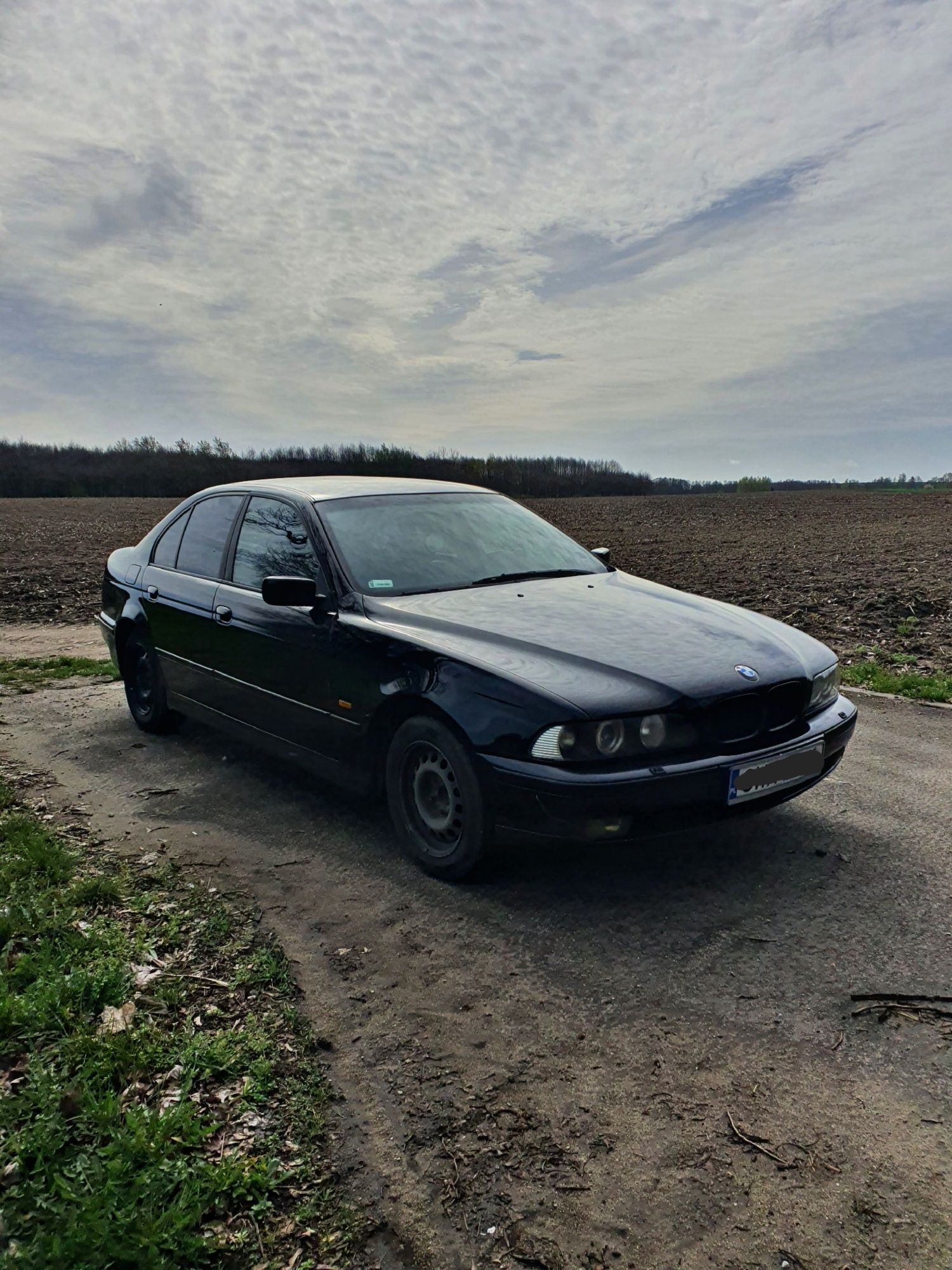 BMW E39 528i LPG