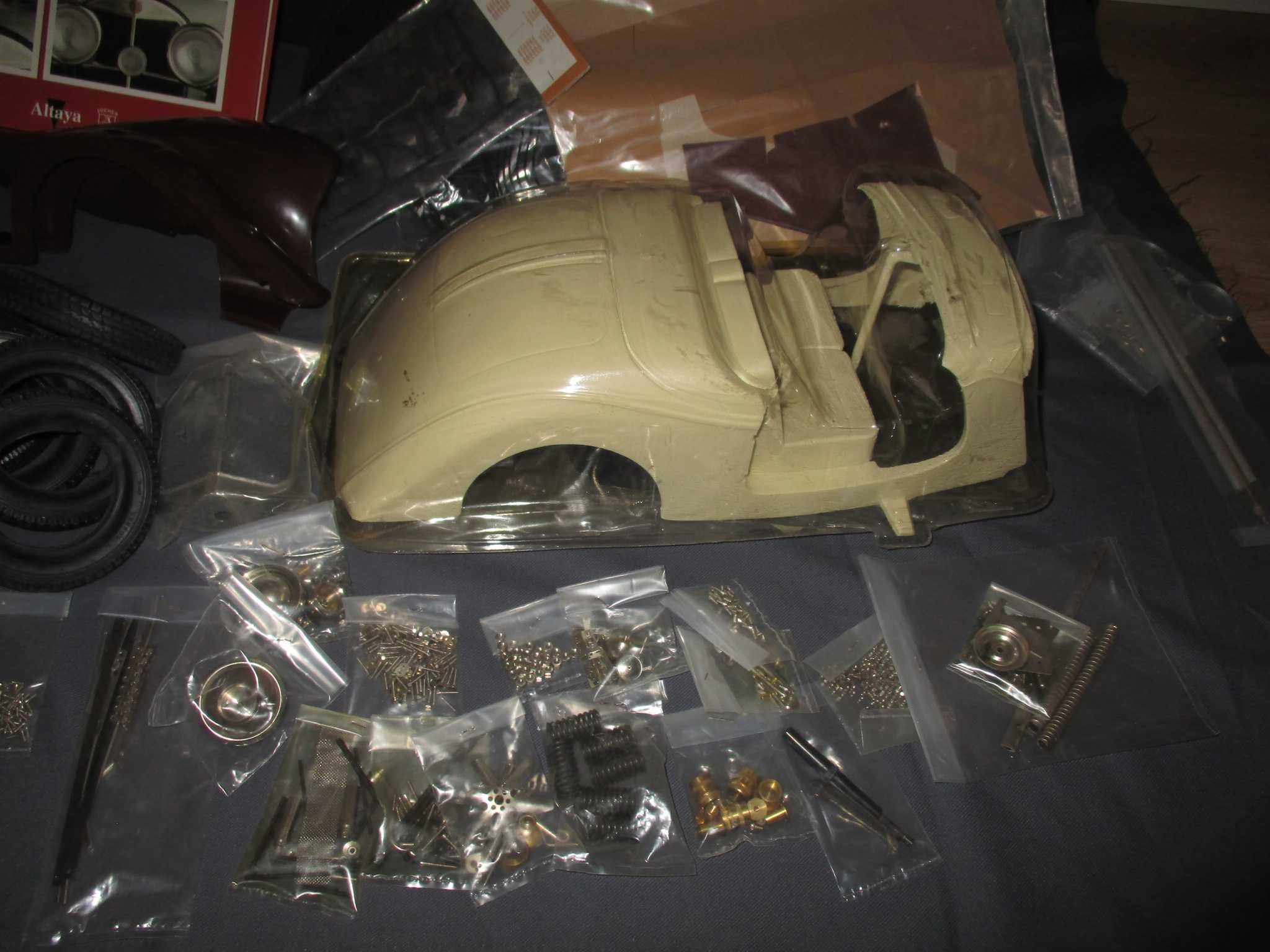 Kit Mercedes Benz 540K Roadster Altaya Modelismo Completo