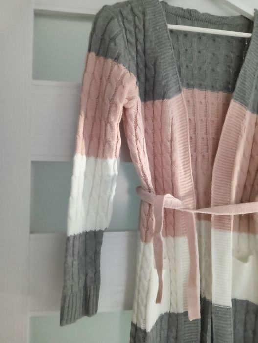 Sweter długi,kardigan, rozmiar uniwersalny,cena 24 zl