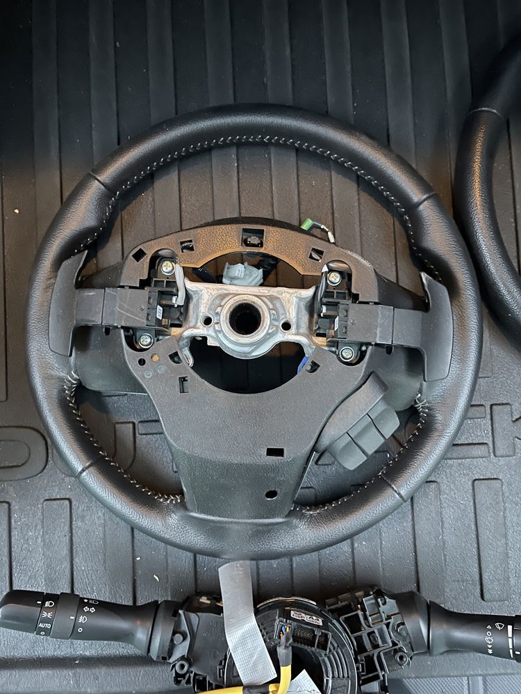 Руль кермо шлейф підігрів srs airbag Subaru Outback 2015- 34312XC00AVH