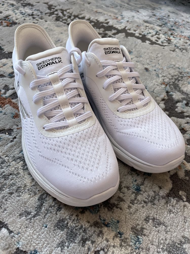 Кросівки skechers white