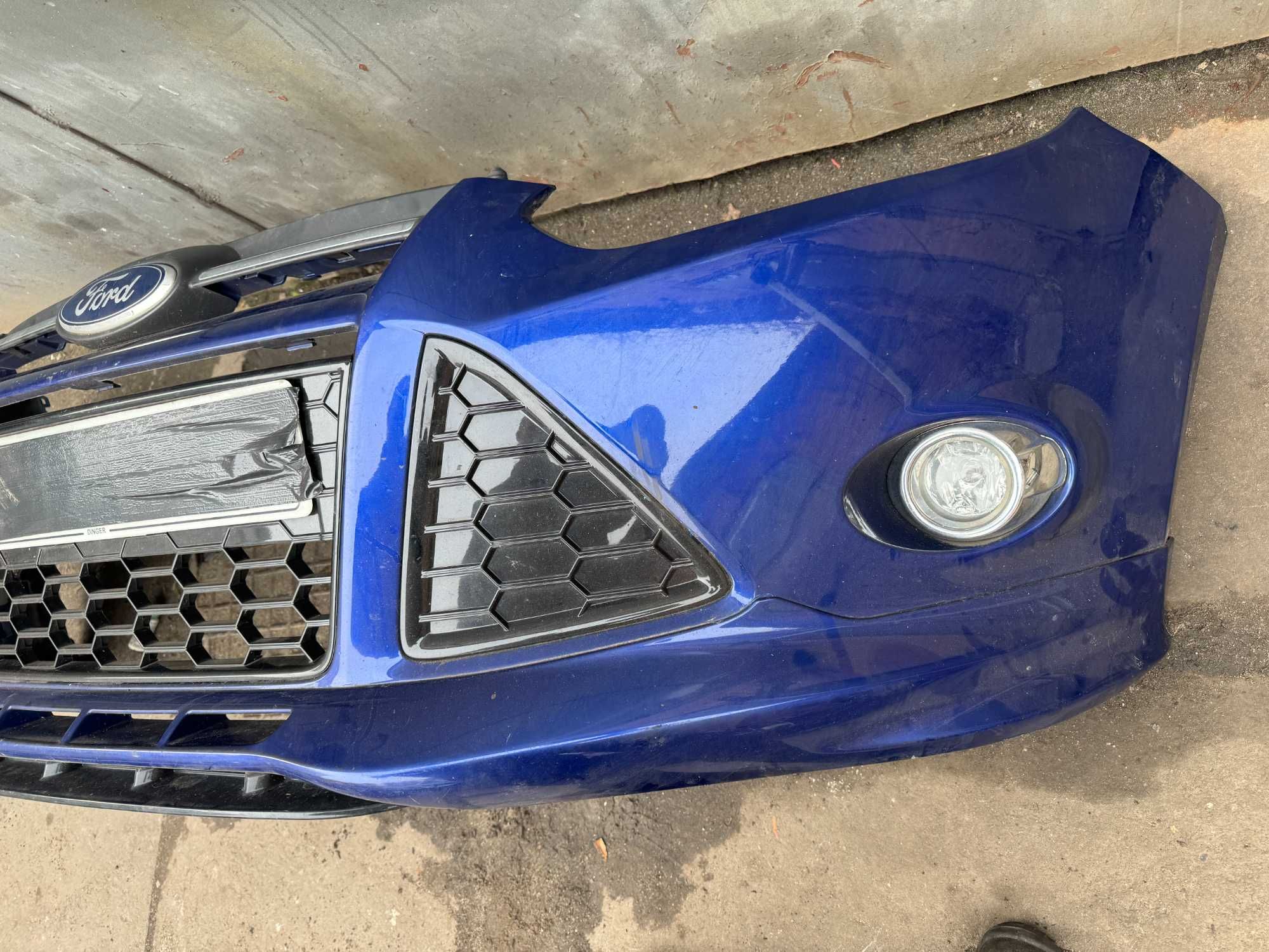 zderzak przód ford focus mk3 kompletny