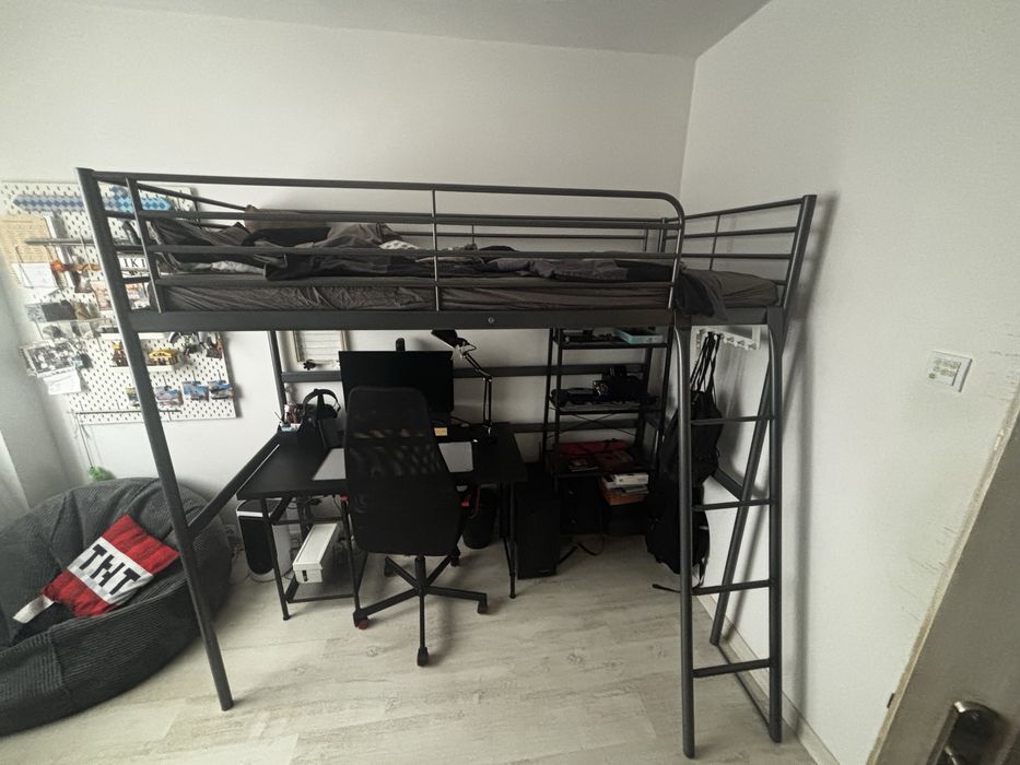 Lożko, antresola, ikea, svarta