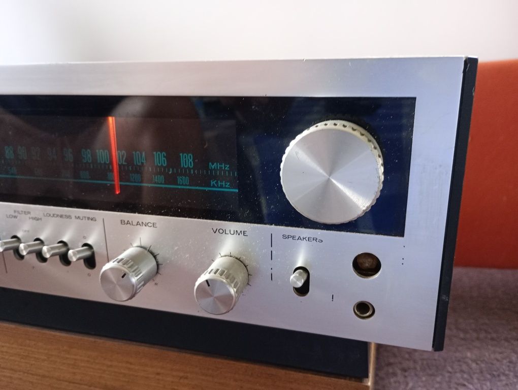 Fona SR-660 radio amplituner vintage