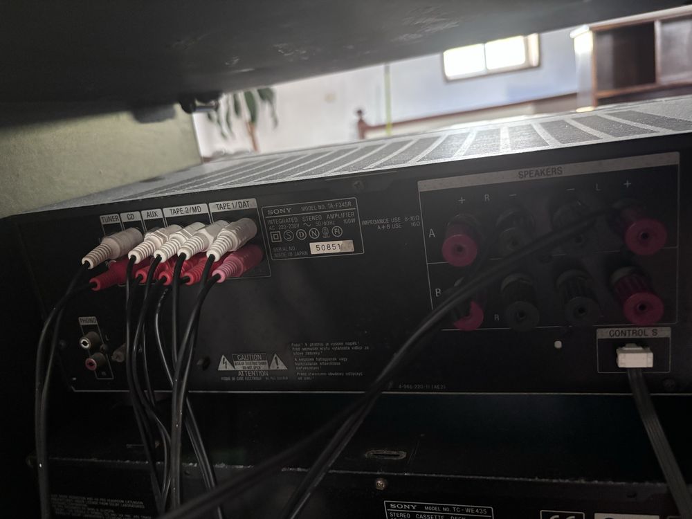 Amplificador SONY F345R