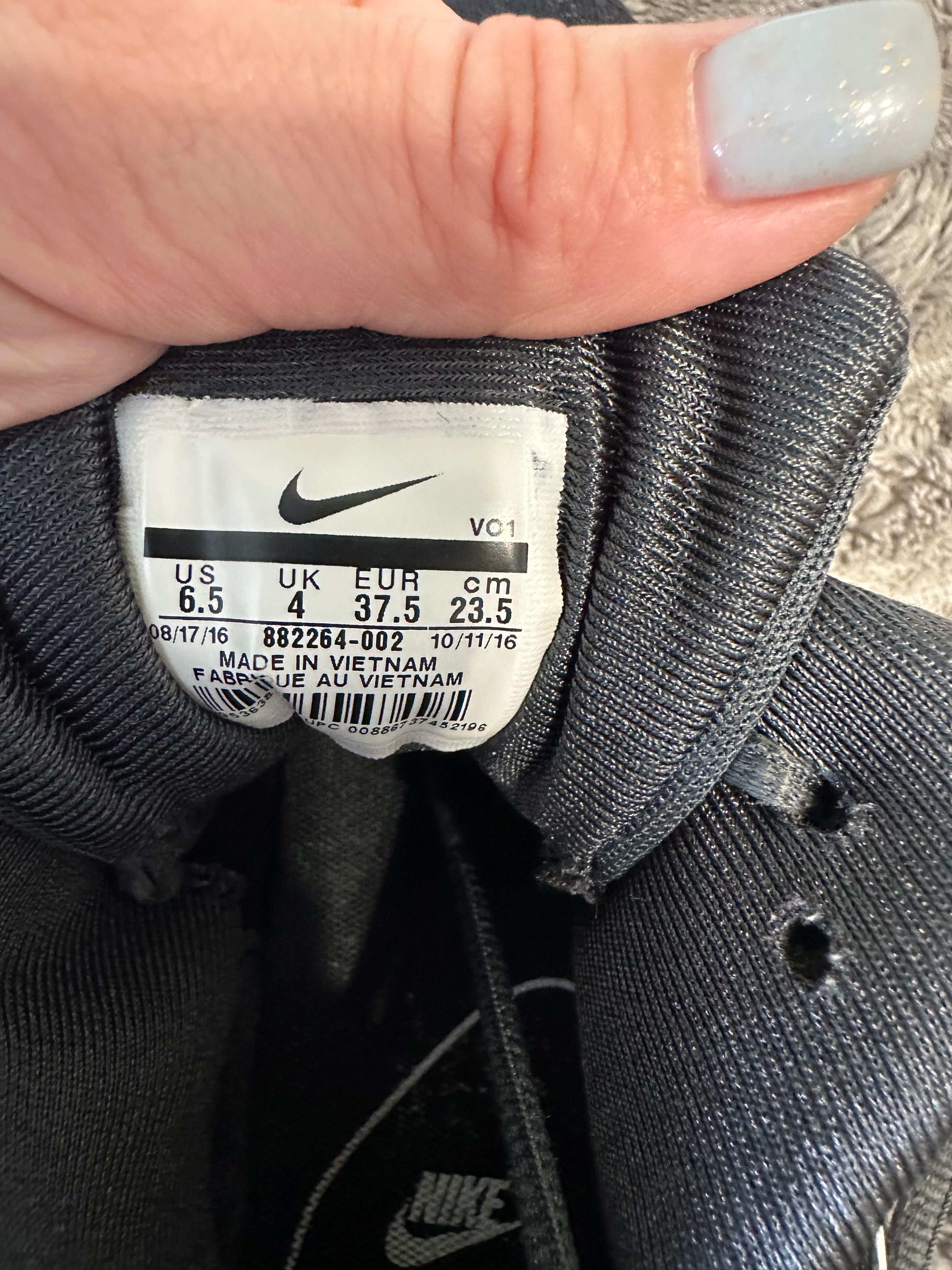 Кросівки Nike Womens Shoes Jamaza, Оригінал, 23,5 см, розмір 37,5