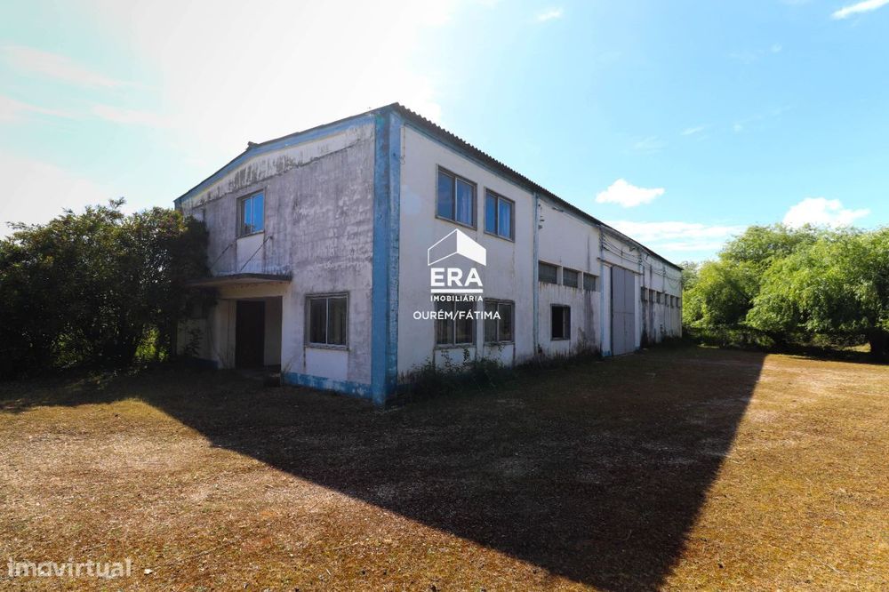 Armazém de aquacultura localizado em Redinha, Pombal