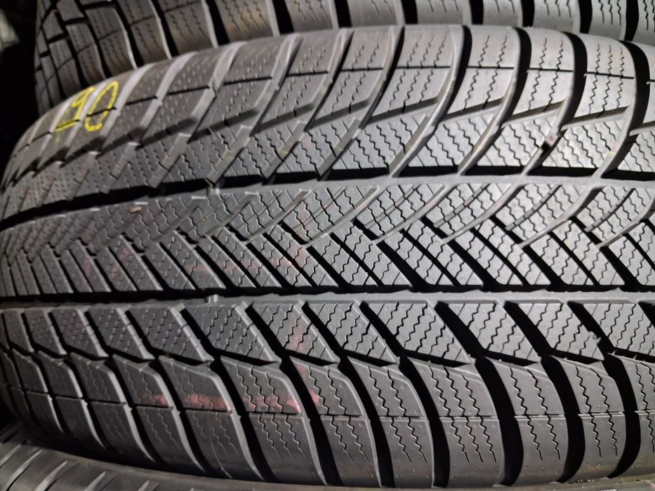 225/55 R18 Bridgestone Blizzak LM 001 Комплект , Пара