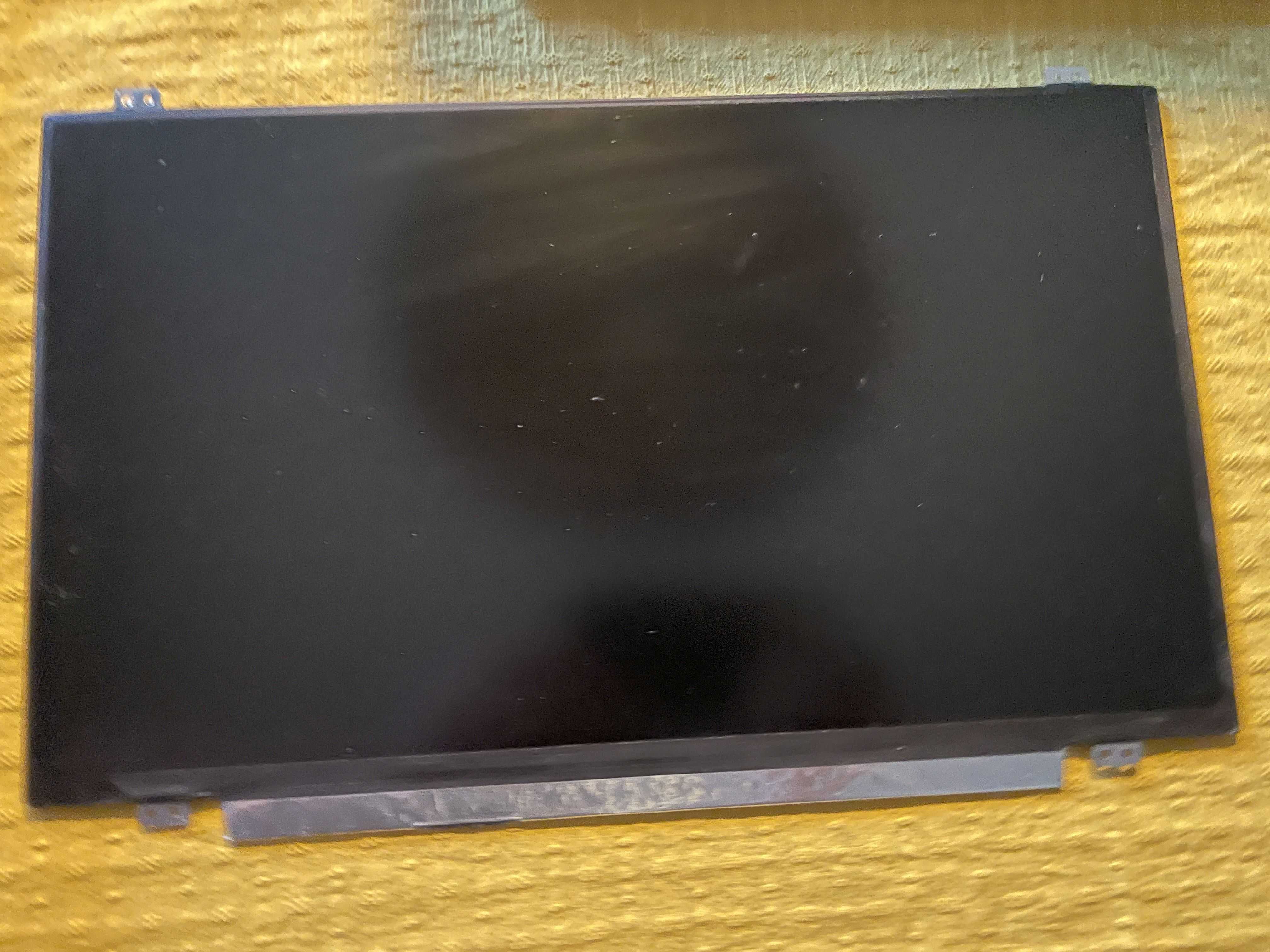 Lenovo IdeaPad 500S-14ISK - dwie sztuki na części