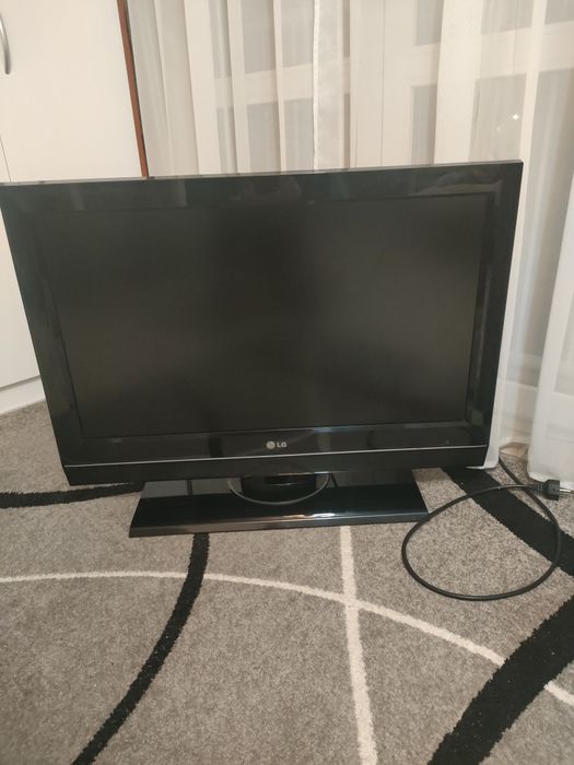 Używany telewizor LG do sprzedania 32 cale