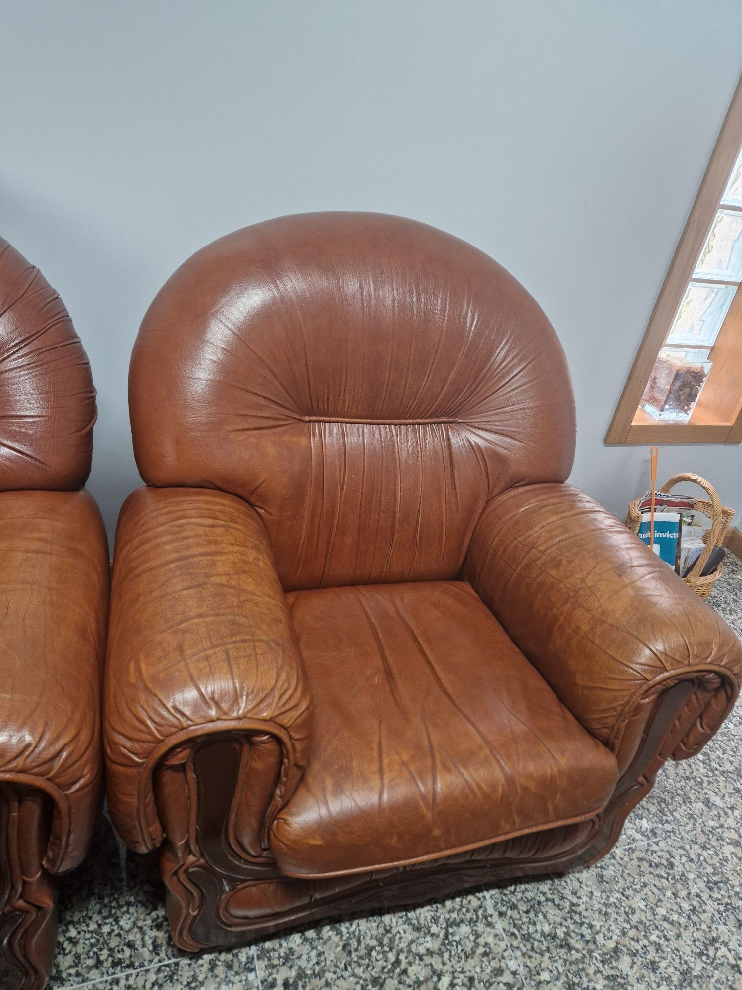 Terno + 2 sofás individuais