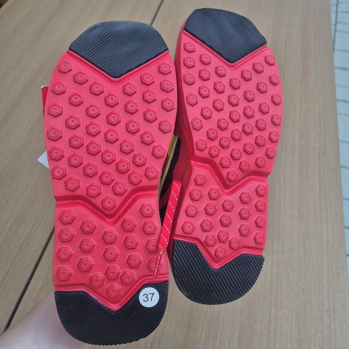 Buty adidasy Biedronka  rozmiar 37