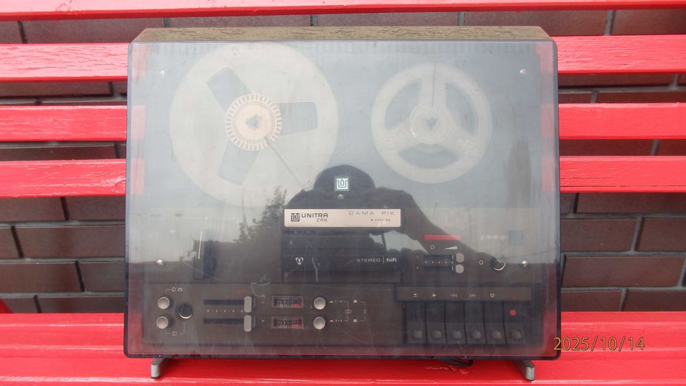 Magnetofon szpulowy Dama Pik