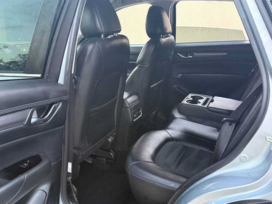 Mazda CX-5 Touring      2020