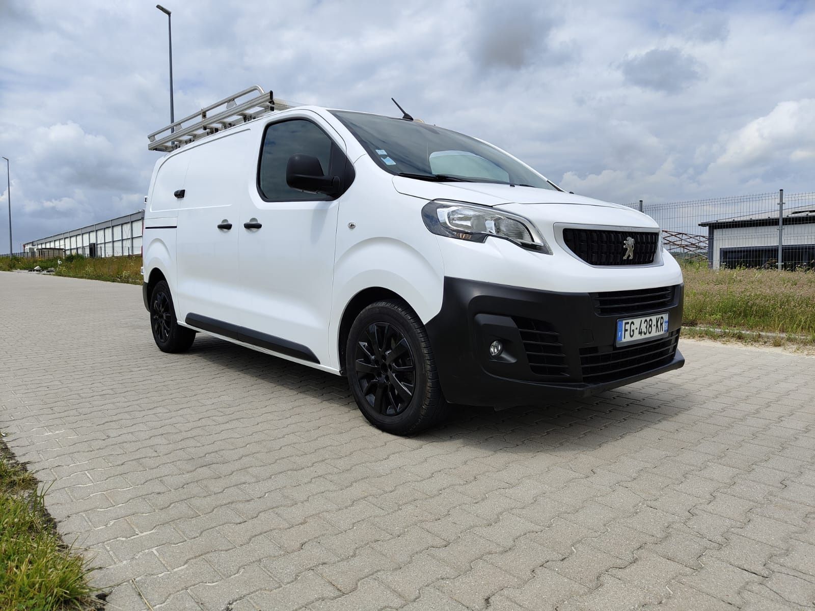 Peugeot expert 2019 2.0hdi 150km bardzo dobrym stanie