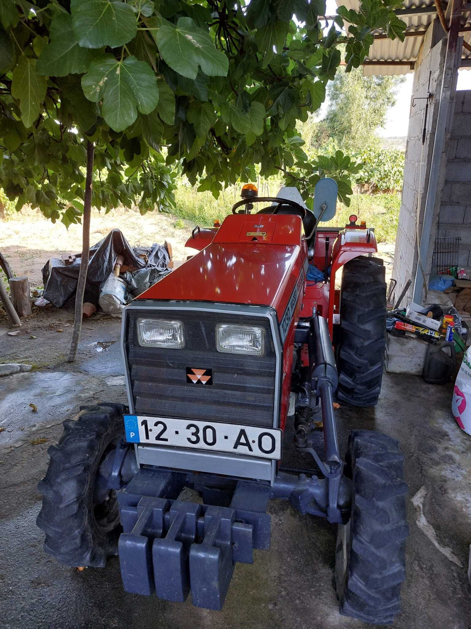 Tractor Massey Ferguson 1030 - 30 CV