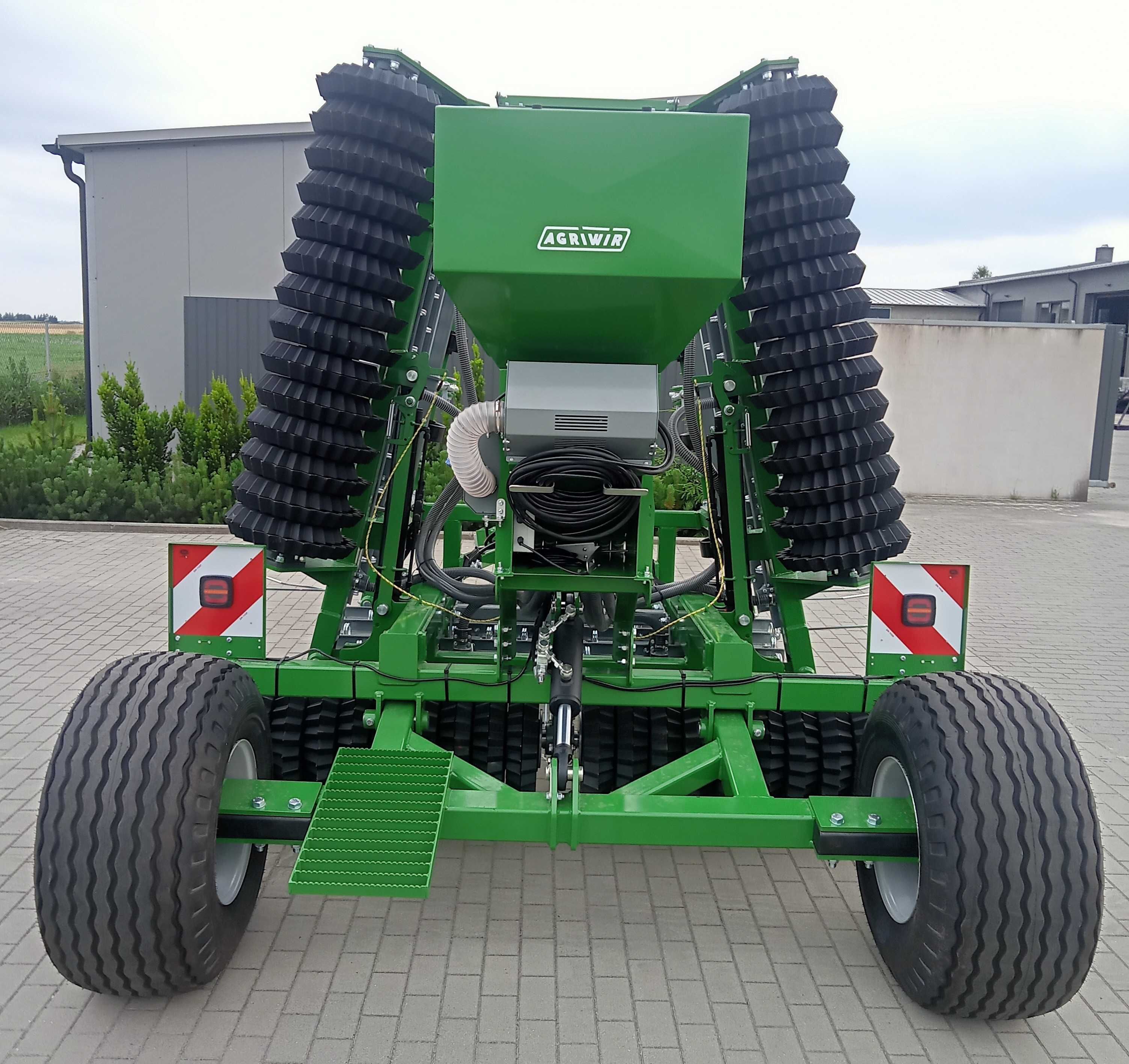 Areator agregat łąkowy Gras Mix  6m podsiew traw
