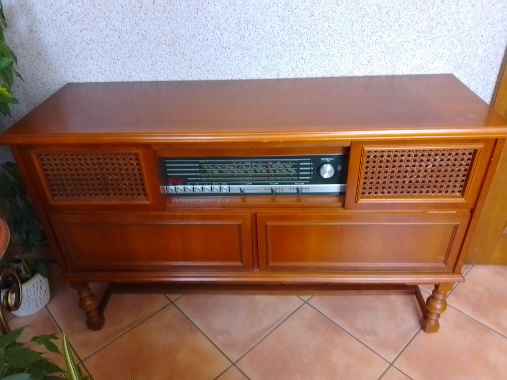 Radiola Grundig + Dual