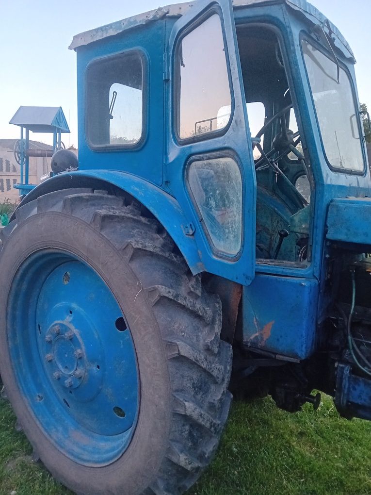 Продам. Трактор т40ам
