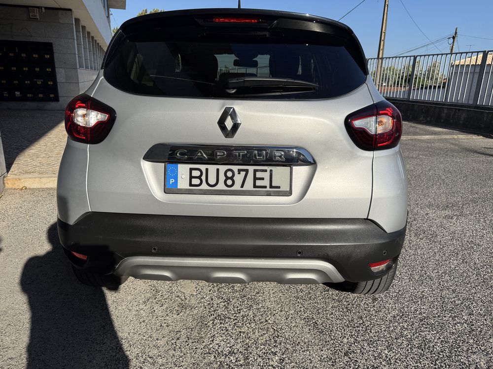 2018 Renault Captur intense  TCE teto led xenon camara 100 milkm