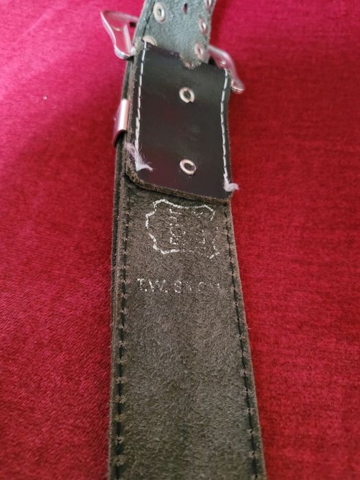 Unikatowy skórzany czarny pasek damski Vintage rozm. M