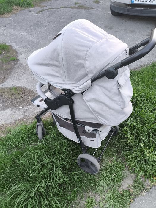 Коляска прогулянкова