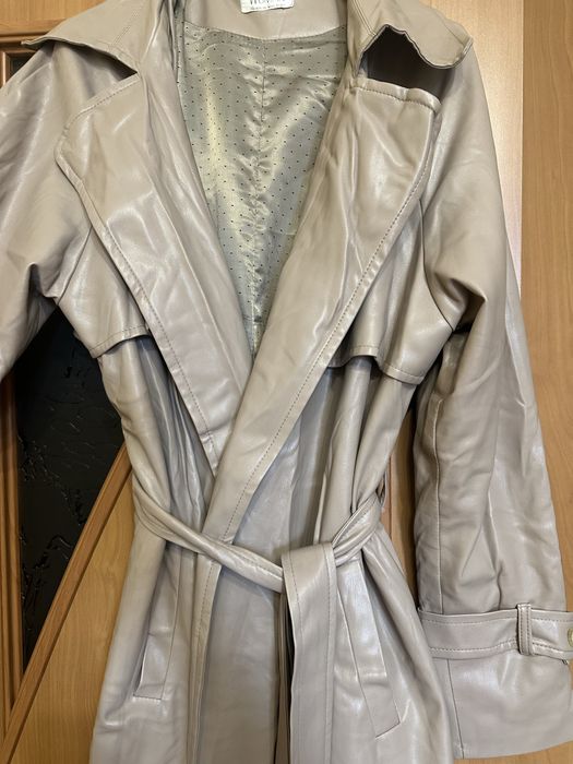 Тренч з еко шкіри  розмір універсальний