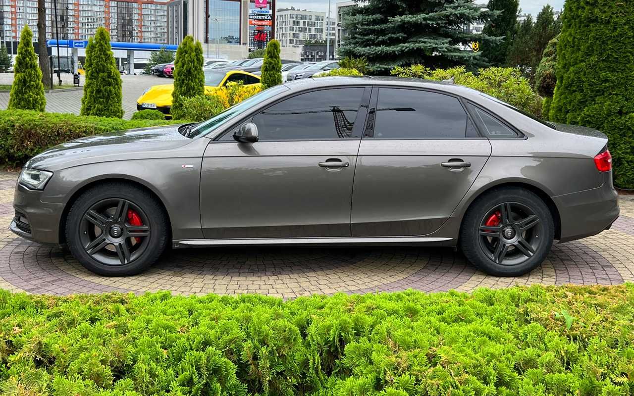 Audi A4 2013 року