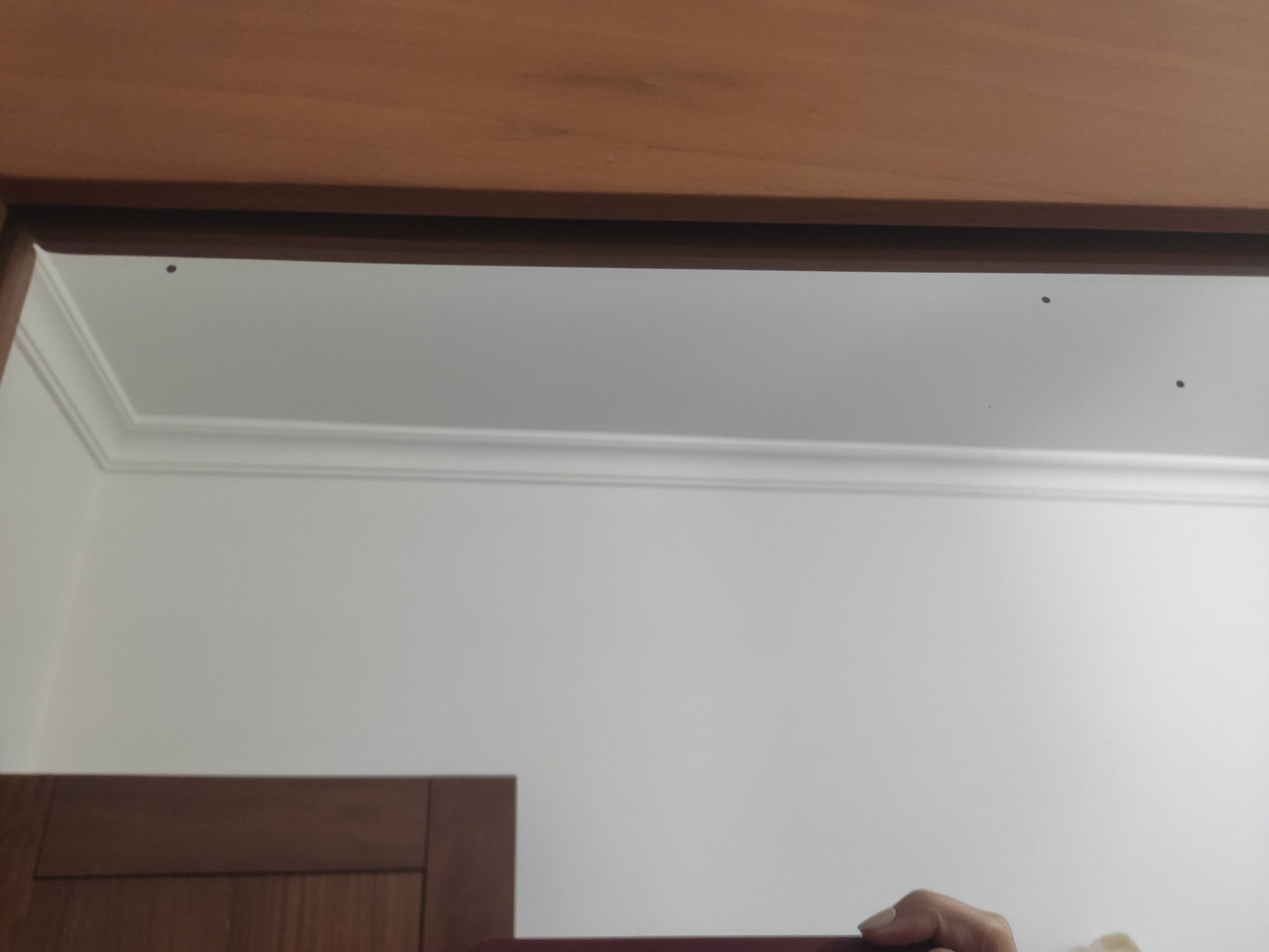 Espelho com gaveta e pendurou de roupa