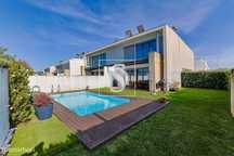 Moradia de Luxo, T4, com piscina e vista mar em Esposende