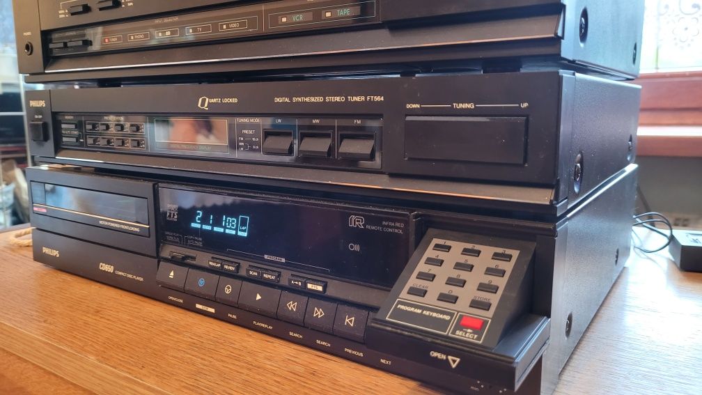 Zestaw Philips fa 568 cd Philips 650 Tuner stan bdb