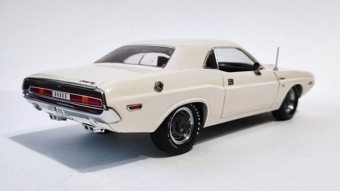 Dodge Challenger R/T 1970, Highway61, 1:18