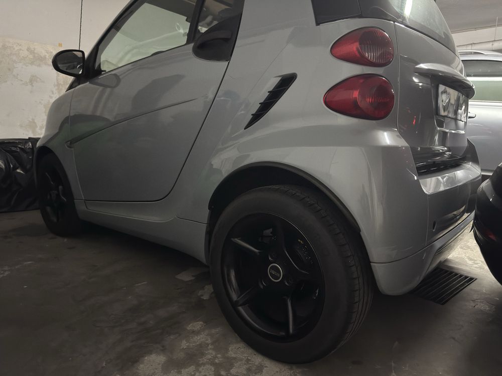 Smart 451 gasolina económico 130 mil km muito estimado e com extras