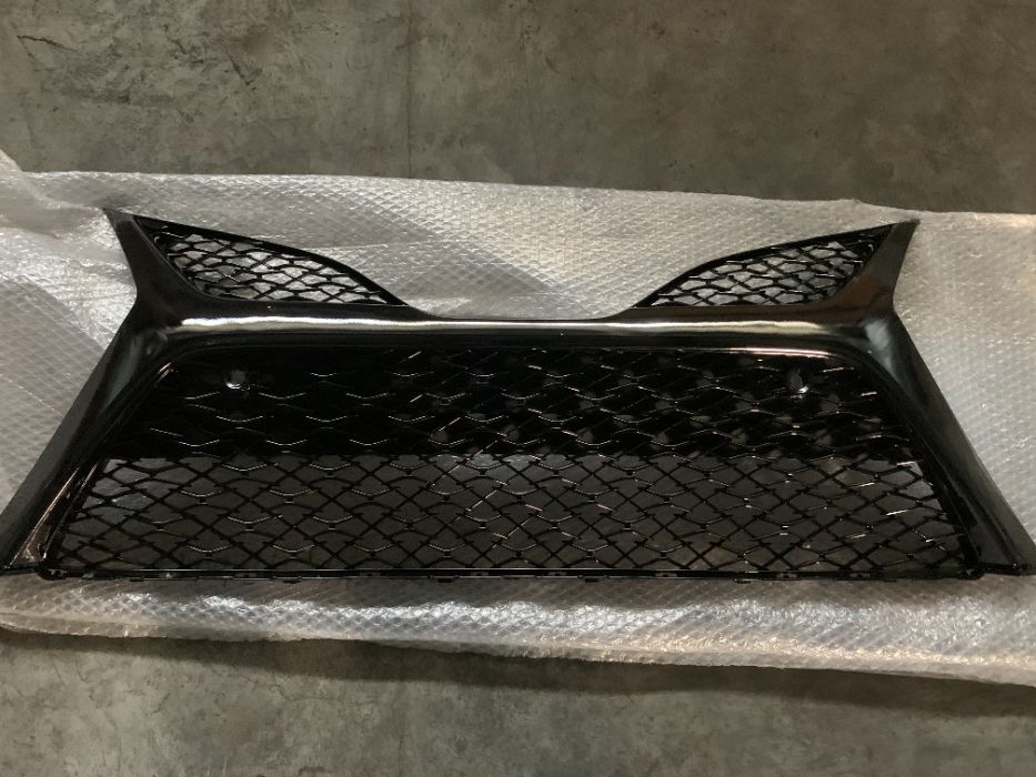 Бампер передний в сборе Toyota Camry 70 2018-2019 SE,XSE 52119-0X938