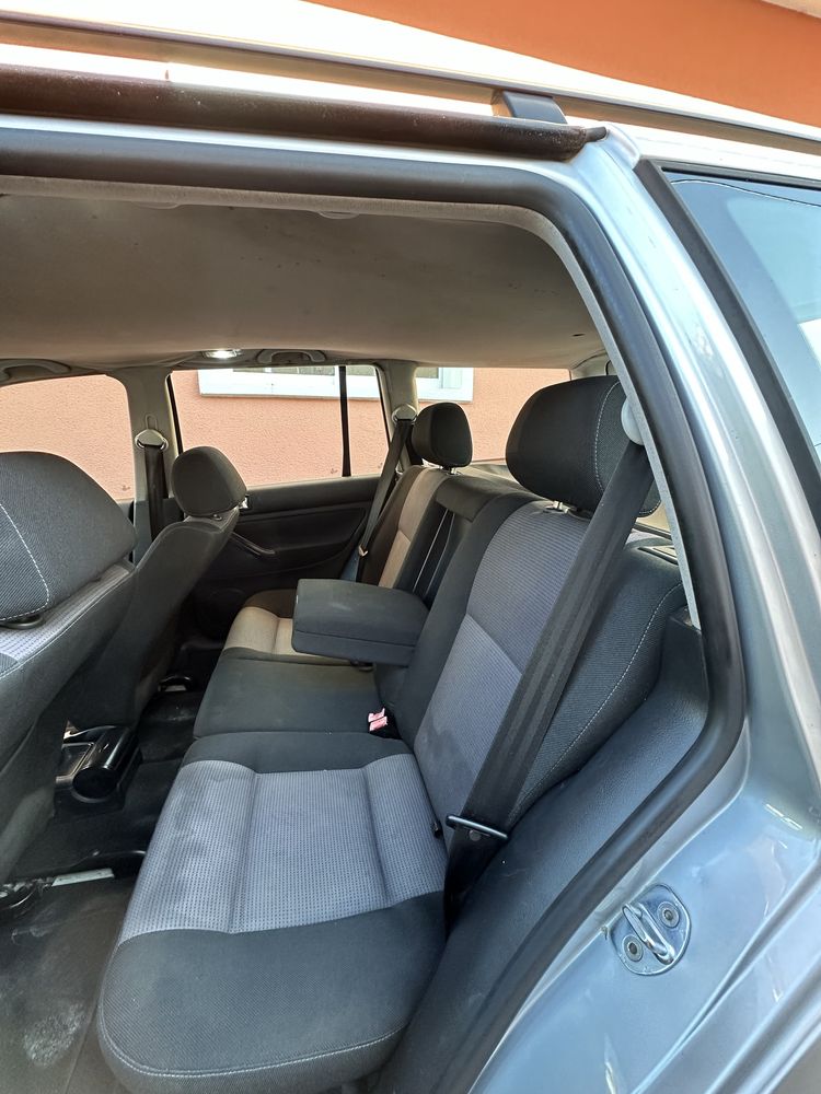 Vendo ou troco golf variant 2002 gasolina