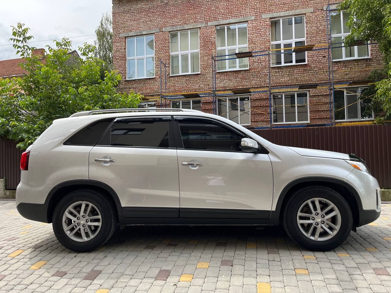 Kia Sorento 2014 2.4 автомат недорого автомобіль