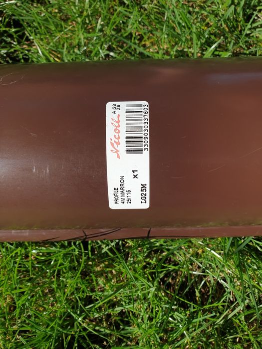 Rynna PCV brązowa długość  150cm szer. 10cm